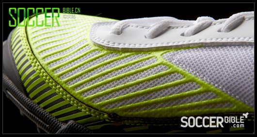 adidas adi5 Turf Football Trainers - White/Electricity/Black