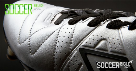 Umbro Speciali 3 Pro Football Boots - White/Black/Pewter