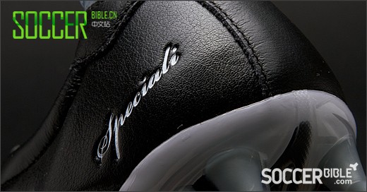 Umbro Speciali 3 Pro Football Boots - //