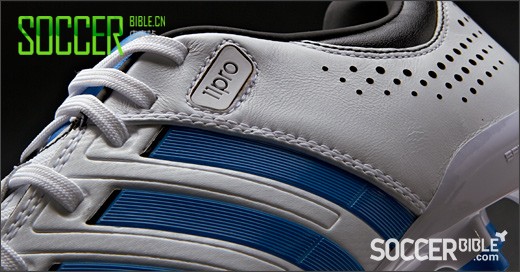 adidas adipure 11Pro 足球战靴- 白/蓝/黑