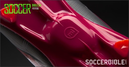 Adidas f50 adizero miCoach 魔图版本足球鞋- 黑/朱红/粉配色