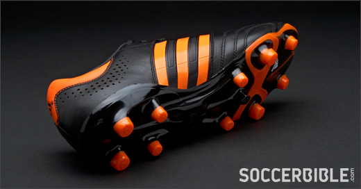 adidas adipure 11Pro 足球战靴——黑/红/白