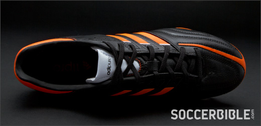 adidas adipure 11Pro 足球战靴——黑/红/白