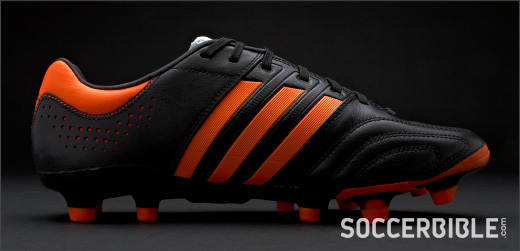 adidas adipure 11Pro 足球战靴——黑/红/白