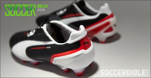 彪马King与King SL足球鞋 -黑/白/红