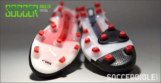 彪马King与King SL足球鞋 -黑/白/红