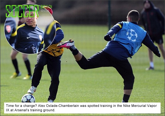Switch Up For "The Ox" - Arsenal Man Trains In Mercurial Vapor IX - Boot Spy
