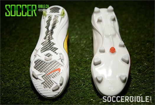 ÷ vs ɶ: רսѥײ - 