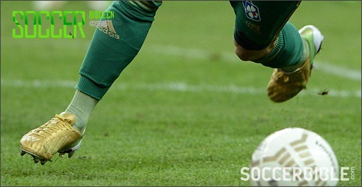 Global Football Boots Spotting - 22/04/13 - Football News