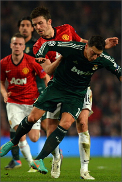 Ӯȡ˶•䳡Kingսѥ ЬѶ 