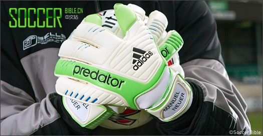 实战测试:Adidas Pred.Pro 诺伊尔专属守门员手套