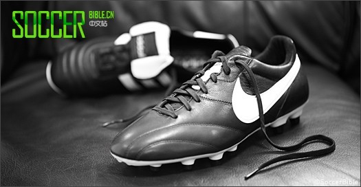 ̽ͳ: adidas Copa MundialNike Premier 