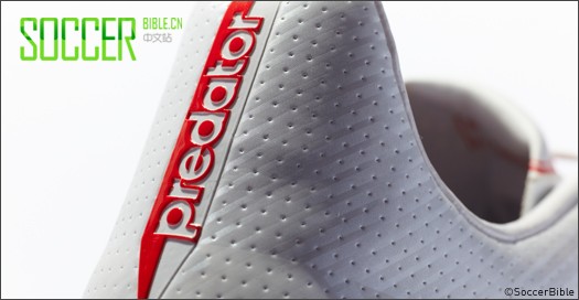 新Predator LZ配色发布 - 白/黑/红 - Football Boots