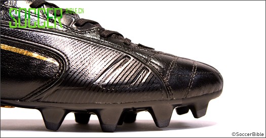 PUMA KingЬ - Football Boots
