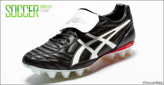 十大经典鞋舌战靴 - Football News