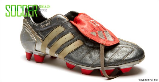 SoccerBible历史长廊——签名球鞋博物馆