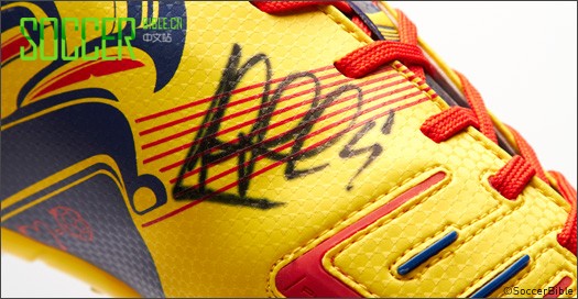 SoccerBible历史长廊——签名球鞋博物馆