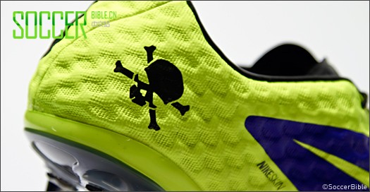 Nike HyperVenom Phantom - //