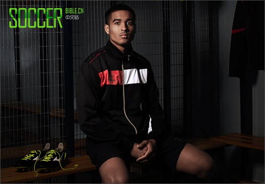 Kyle Naughton Talks Tottenham & Mizuno - Football News