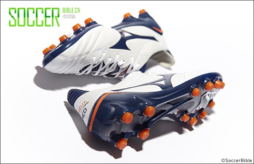 Mizuno Morelia Neo - //  