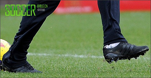 #Աʵ#˹ѵдصadidasЬ 