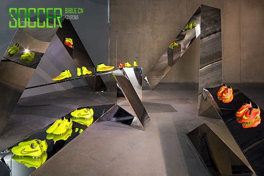 #����һ��#�Ϳ��ڱ���չʾ2014����ȫϵ�д��²�Ʒ