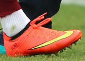 <font color=red>CR7</font> In Custom Superfly as Portugal Mullered : Boot Spy : Soccer Bible