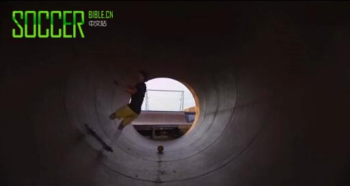 �λ����򣺱���-����˹��