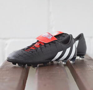 adidas Predator Instinct 'Tongue' : Football Boots : Soccer Bible