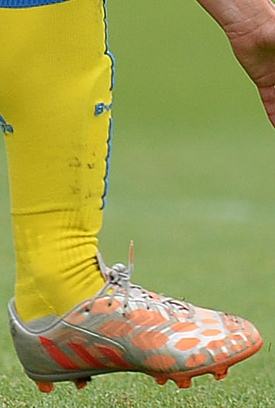 Kosovare Asllani (Sweden) adidas Predator Instinct