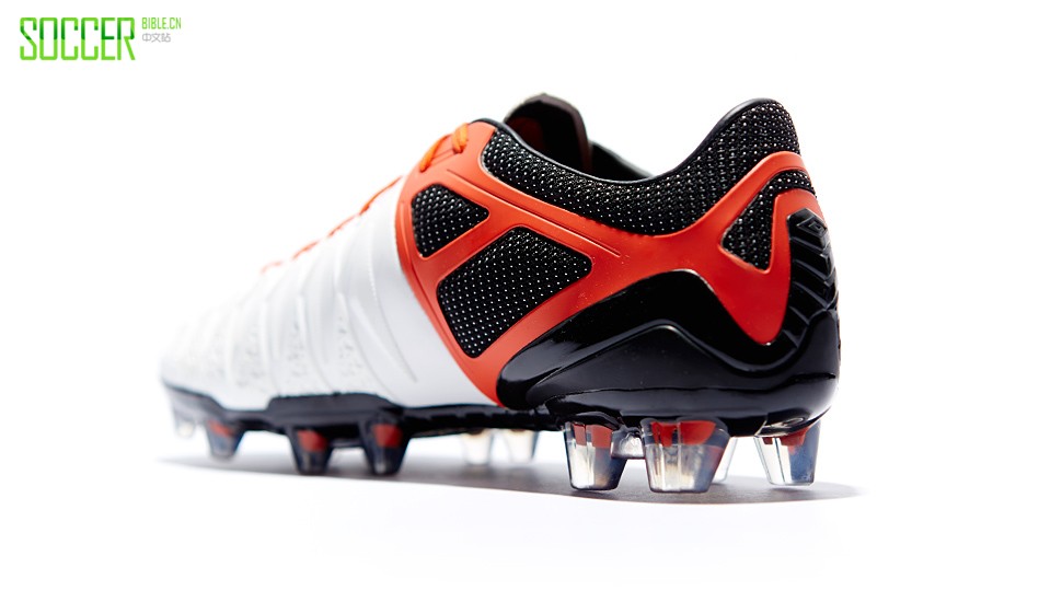 umbro-ux1-white-orng-img3