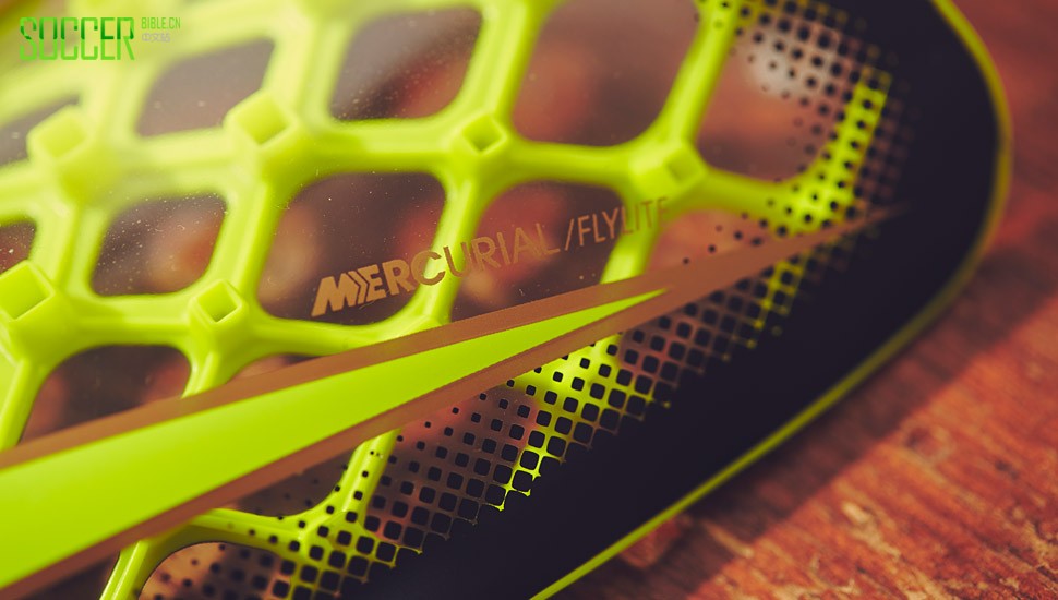 nike_flylite_shin_pads_img4