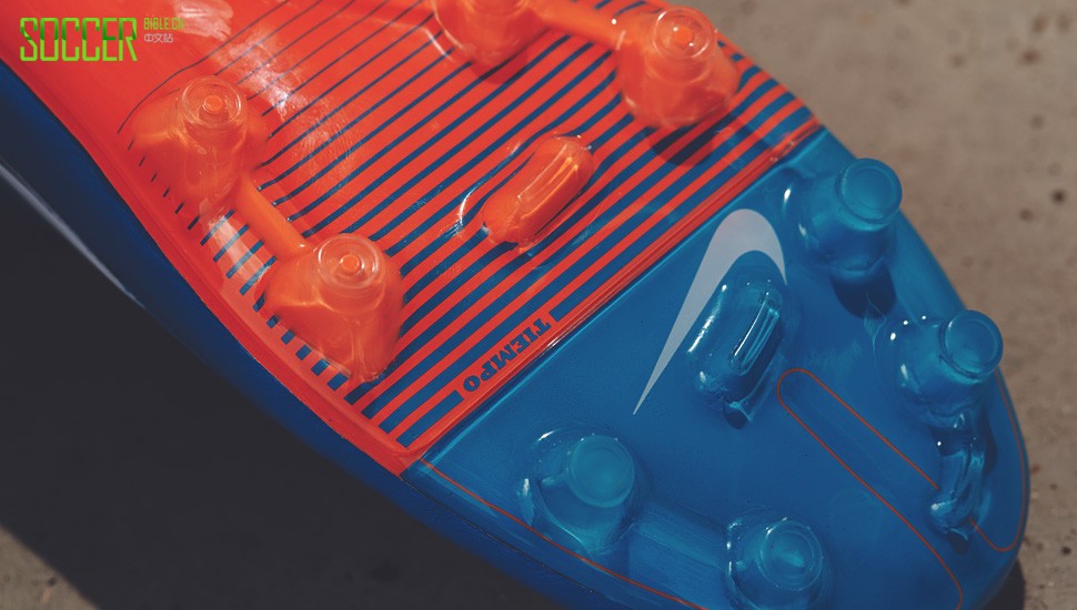 nike-tiempo-blue-orange-img5