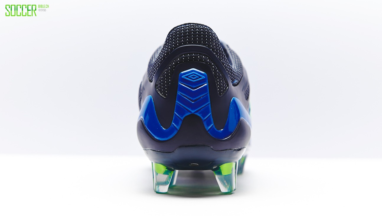 umbro_ux1_blue_img2