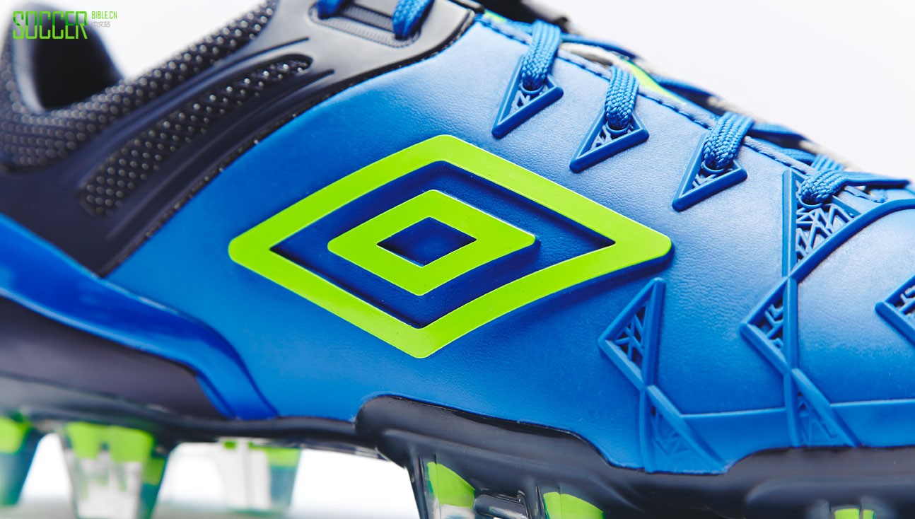 umbro_ux1_blue_img1