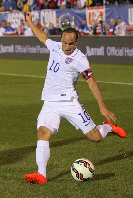 Landon Donovan (USA) Nike CTR360 Maestri III