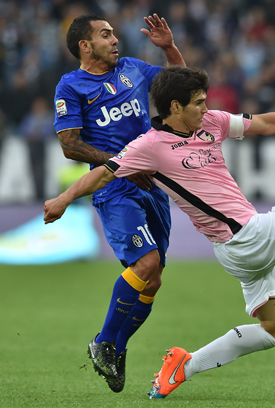 Carlos Tevez (Juventus) Nike Tiempo Legend V