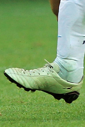Rob Wielaert (Melbourne City) Mizuno Morelia Neo