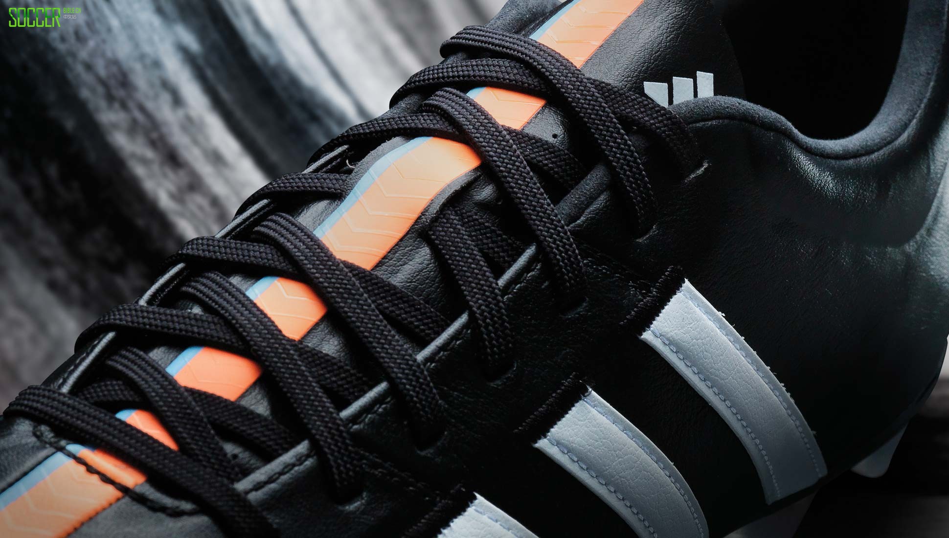 11pro-blk-white-supplied-img5