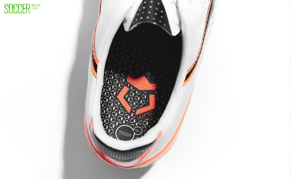 puma-king-ii-white-orange-img4