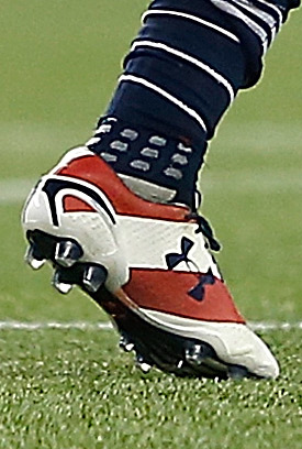 Jermaine Jones (New England Revolution) Under Armour Clutchfit Force