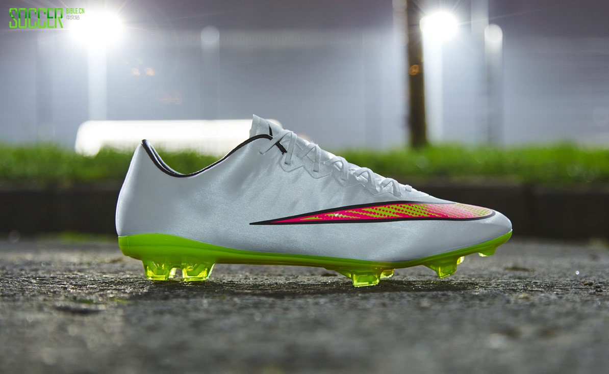 nike-shine-through-pack-closer-look-img5