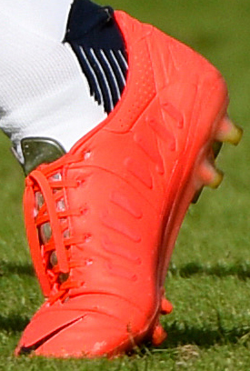 Landon Donovan (LA Galaxy) Nike CTR360 Maestri III