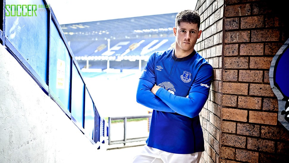 umbro_brand_piece_mag_img3