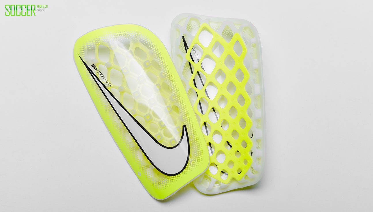 nike-mercurial-flylite-06-jan-img1