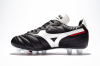 Mizuno Launch Runbird LE : Football Boots : Soccer Bible