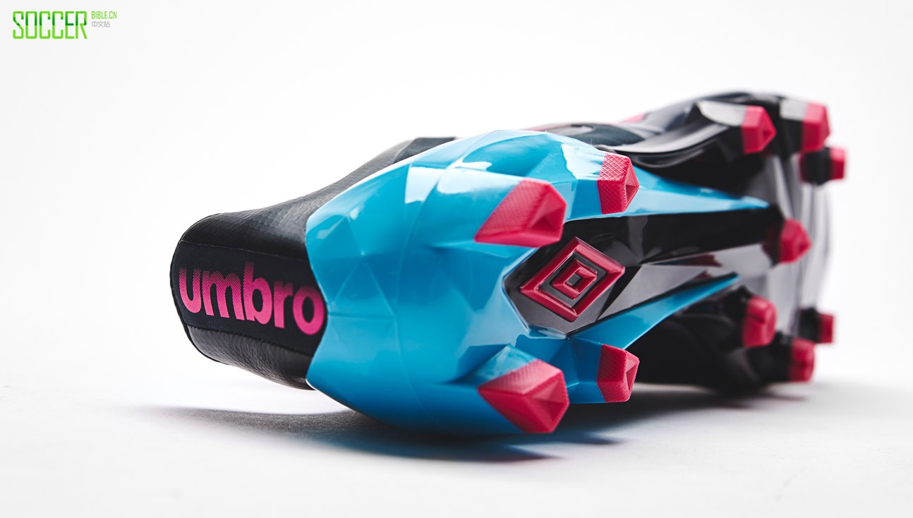 umbro-velocita-blk-blue-img2