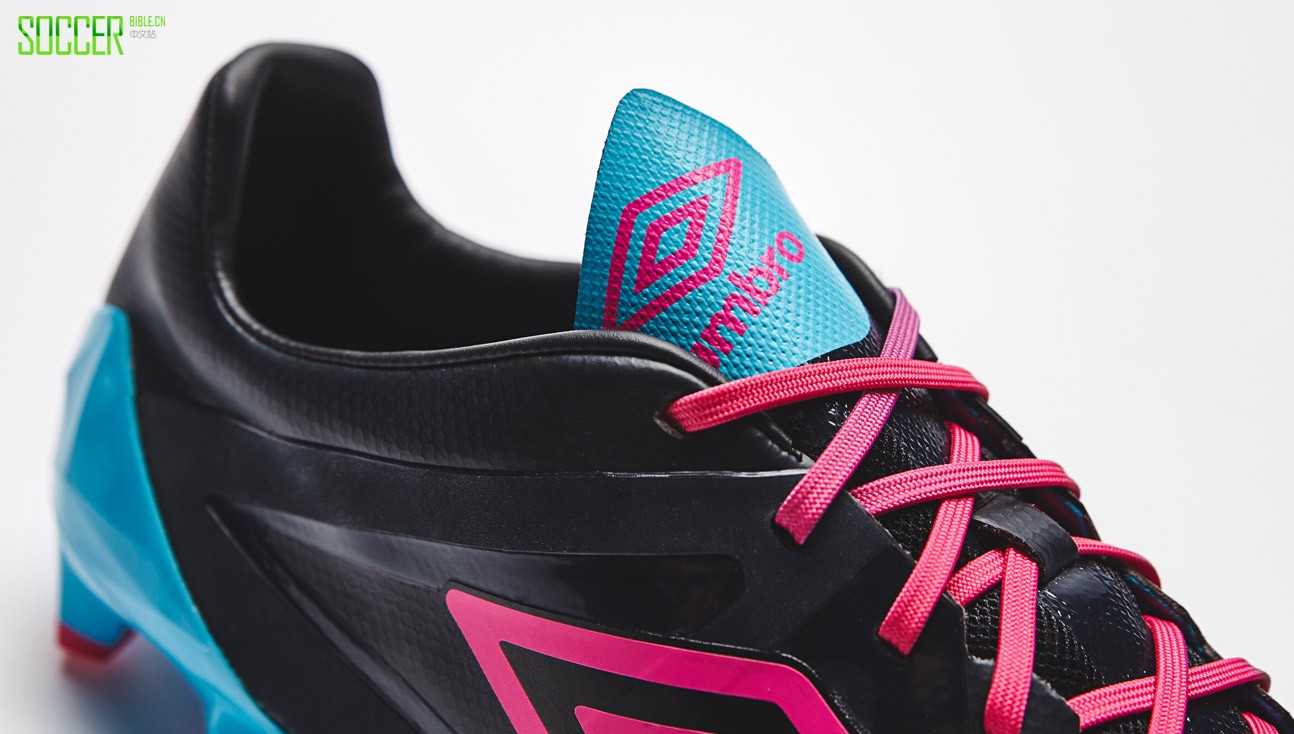 umbro-velocita-blk-blue-img3