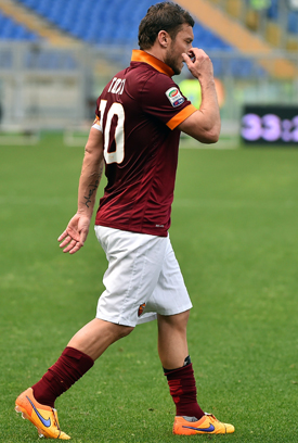 Francesco Totti (Roma) Nike Tiempo Legend V