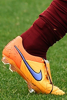 Francesco Totti (Roma) Nike Tiempo Legend V
